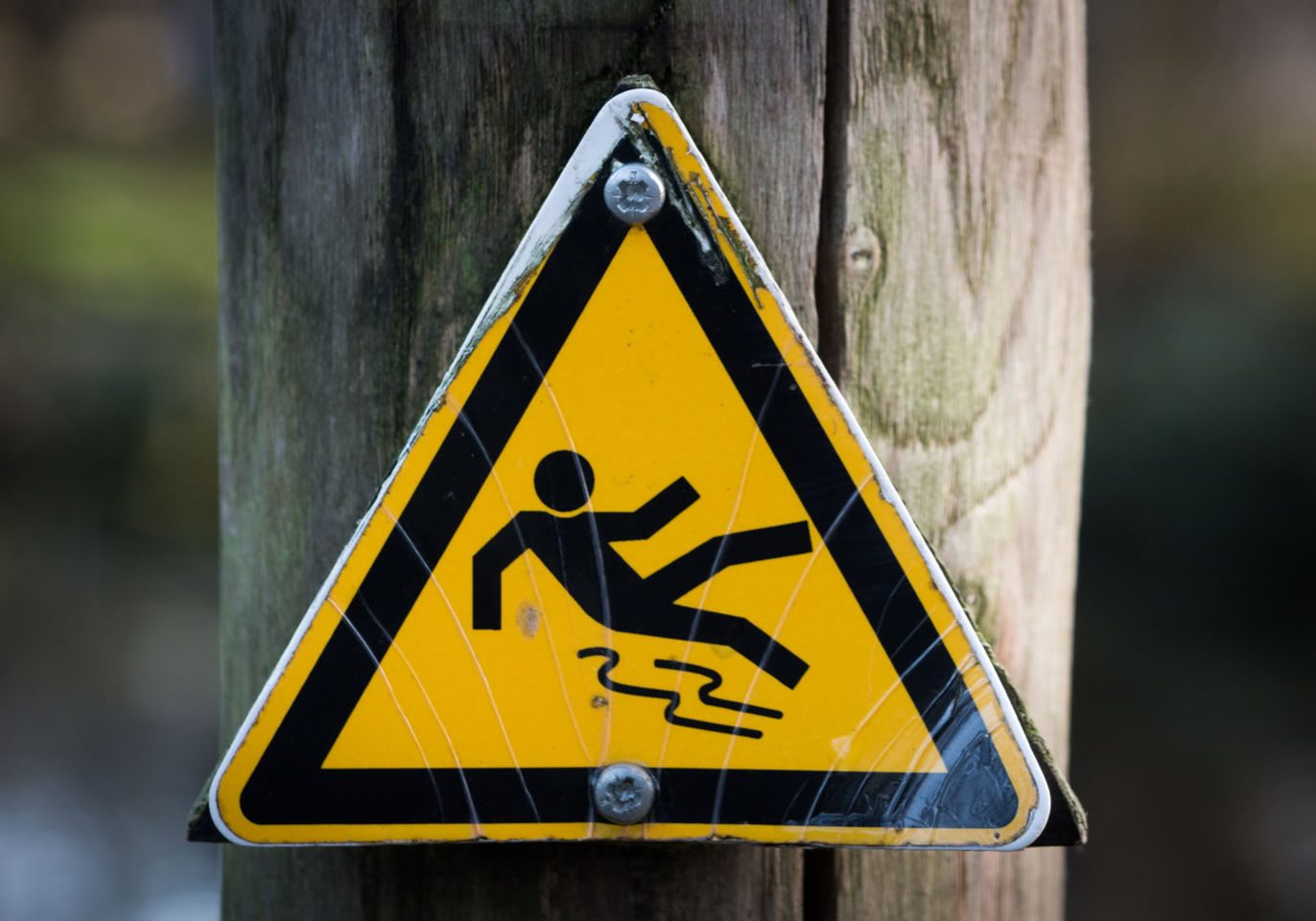 slip-up-web slip-up-web