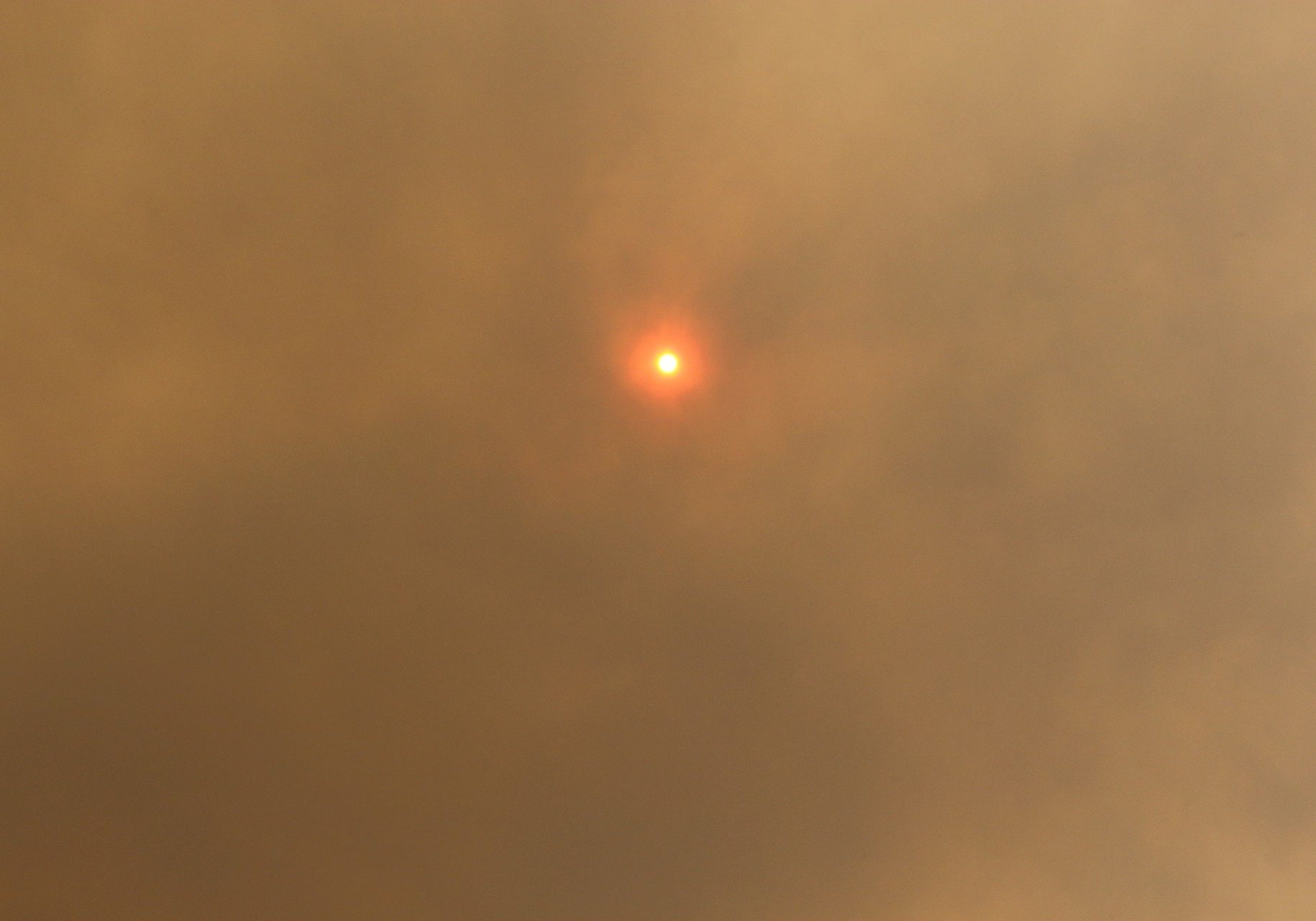 Smokey sun & sky Smokey sun & sky